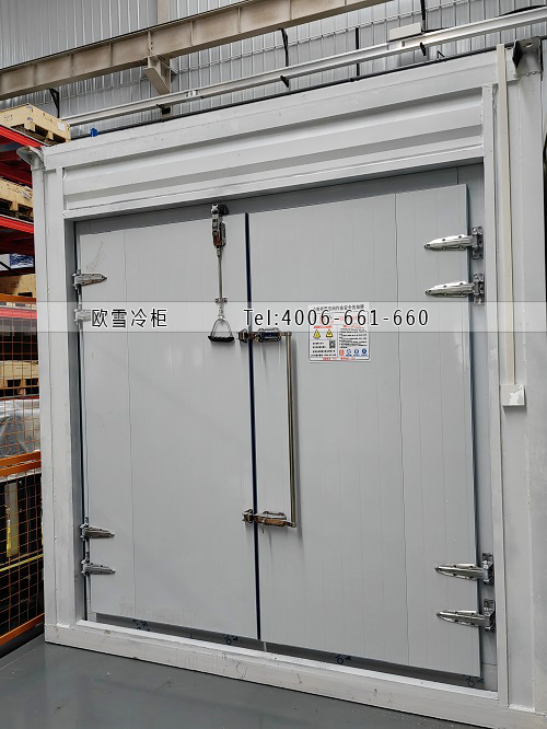 集裝箱冷庫安裝.jpg 集裝箱冷庫安裝.jpg
