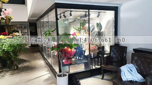 玻璃花房.jpg 玻璃花房.jpg